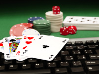Сохраняется тенденция к снижению игрового трафика на PokerStars